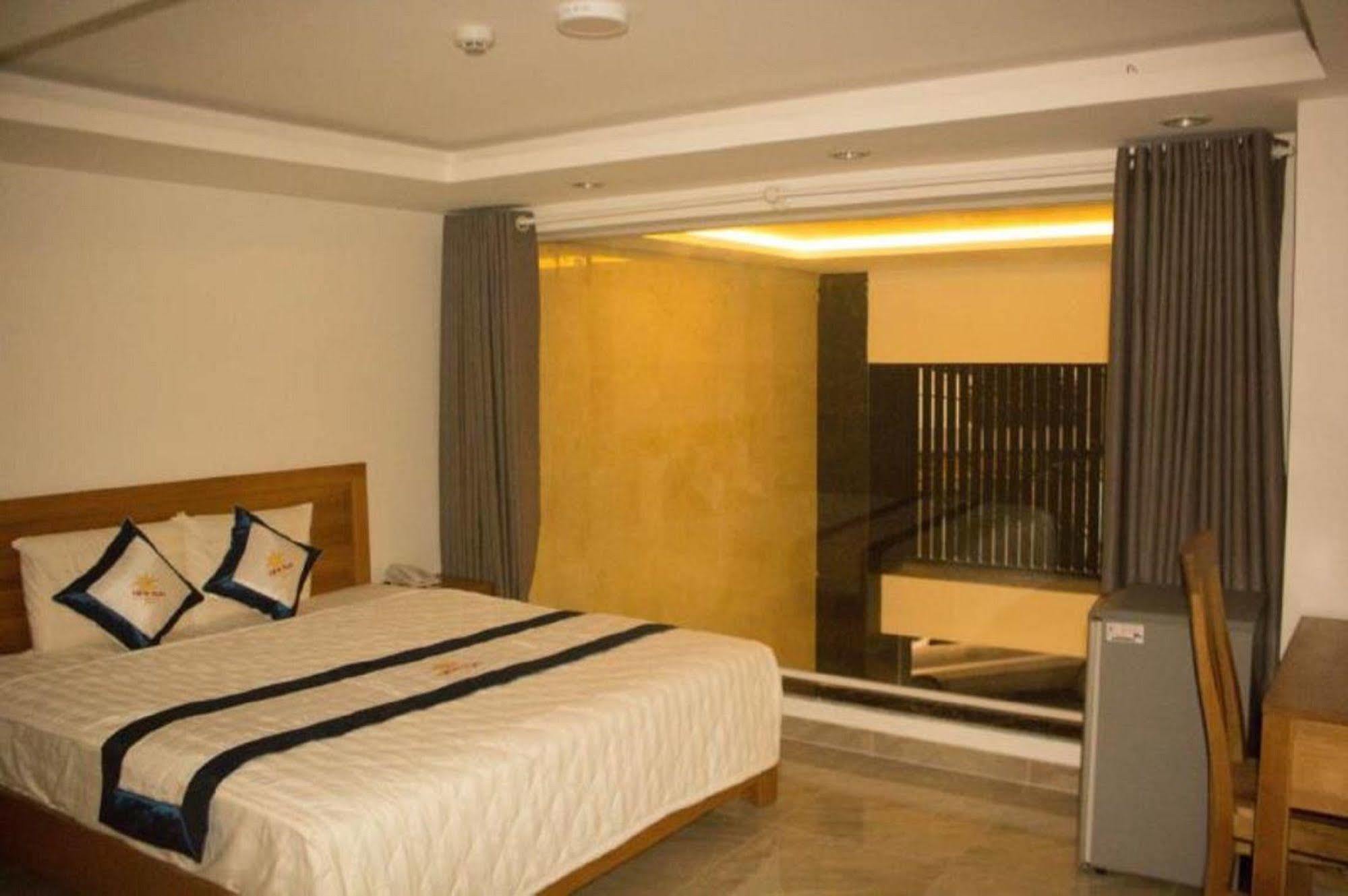 Reddoorz Plus New Sun Hotel Cidade de Ho Chi Minh Exterior foto